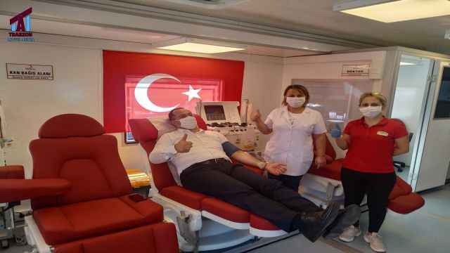 Akçaabat Belediye Başkanı Sn.Osman Nuri EKİM’den immün plazma bağışı