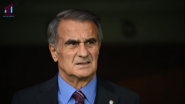 Şenol Güneş Tarihe Geçti… . RESMİ MAÇI...